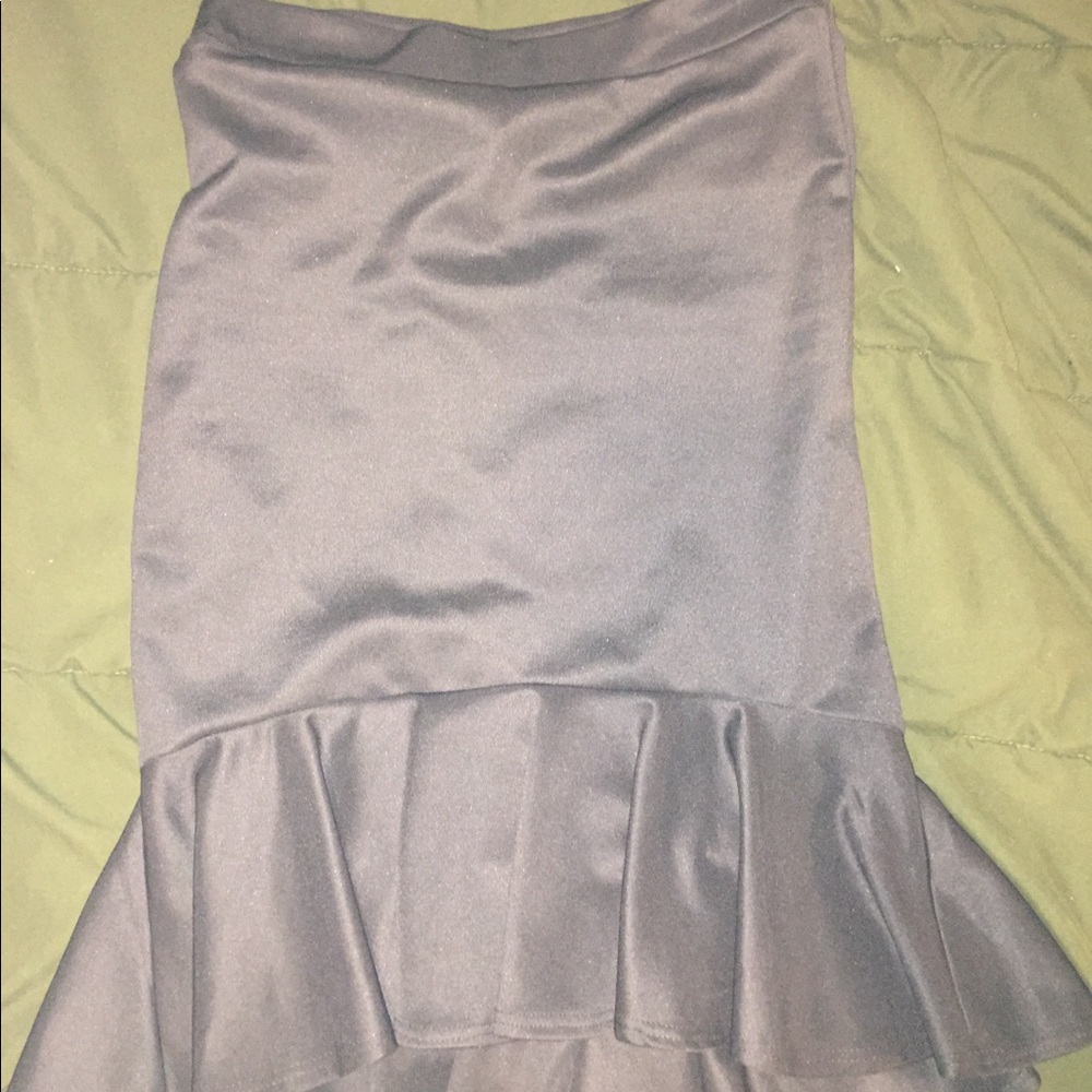 Ruffle skirt